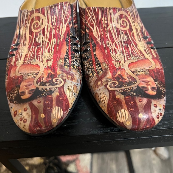 Icon Shoes - Picture 3 of 10